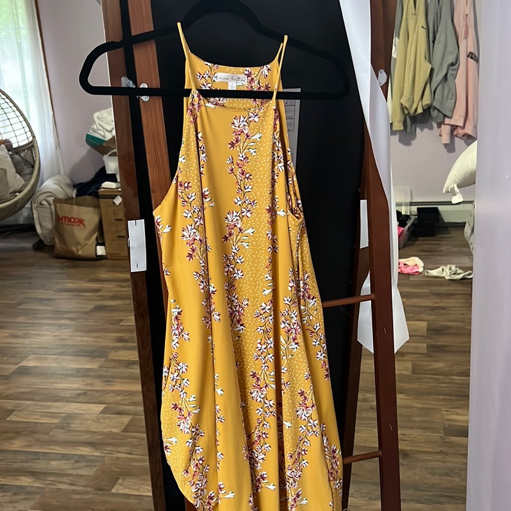 Yellow patterned floral dress, size s, mini/midi dress, worn once